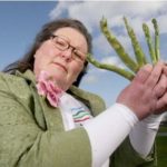 占い師ジェミマパッキントンのアスパラガス占いは詐欺！？本当に当たるの？【イッテＱ】